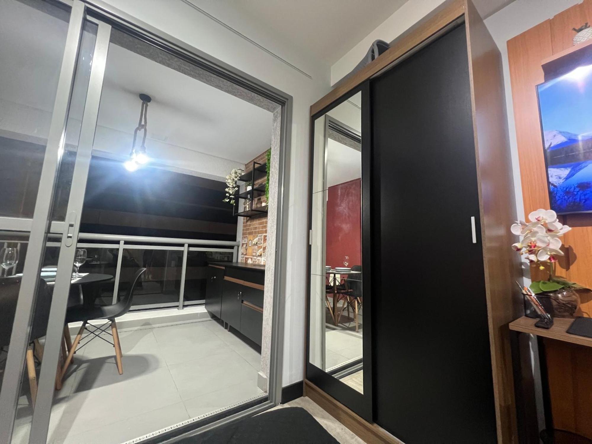 Apartamento Apto Aconchegante Fradique Coutinho, Z Pinheiros, Coracao De